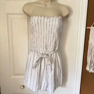 Abercrombie & Fitch White Striped Strapless Romper with Ruched Top / Size XL